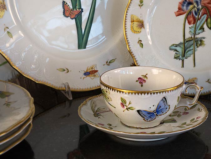 Buy or consign vintage fine china. See this Anna Weatherley collection at Ark Antiques in our La Jolla store.