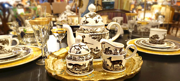 Image of a table setting of Villeroy and Boch china in The Ark's beautiful retail store interior