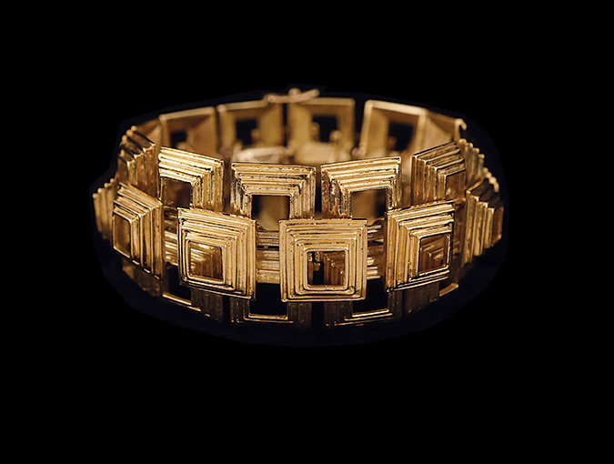 Image Of Gold Link Bracelet: 18K Yellow Gold, Custom Geometric Flexible Links 129.6 Grams.