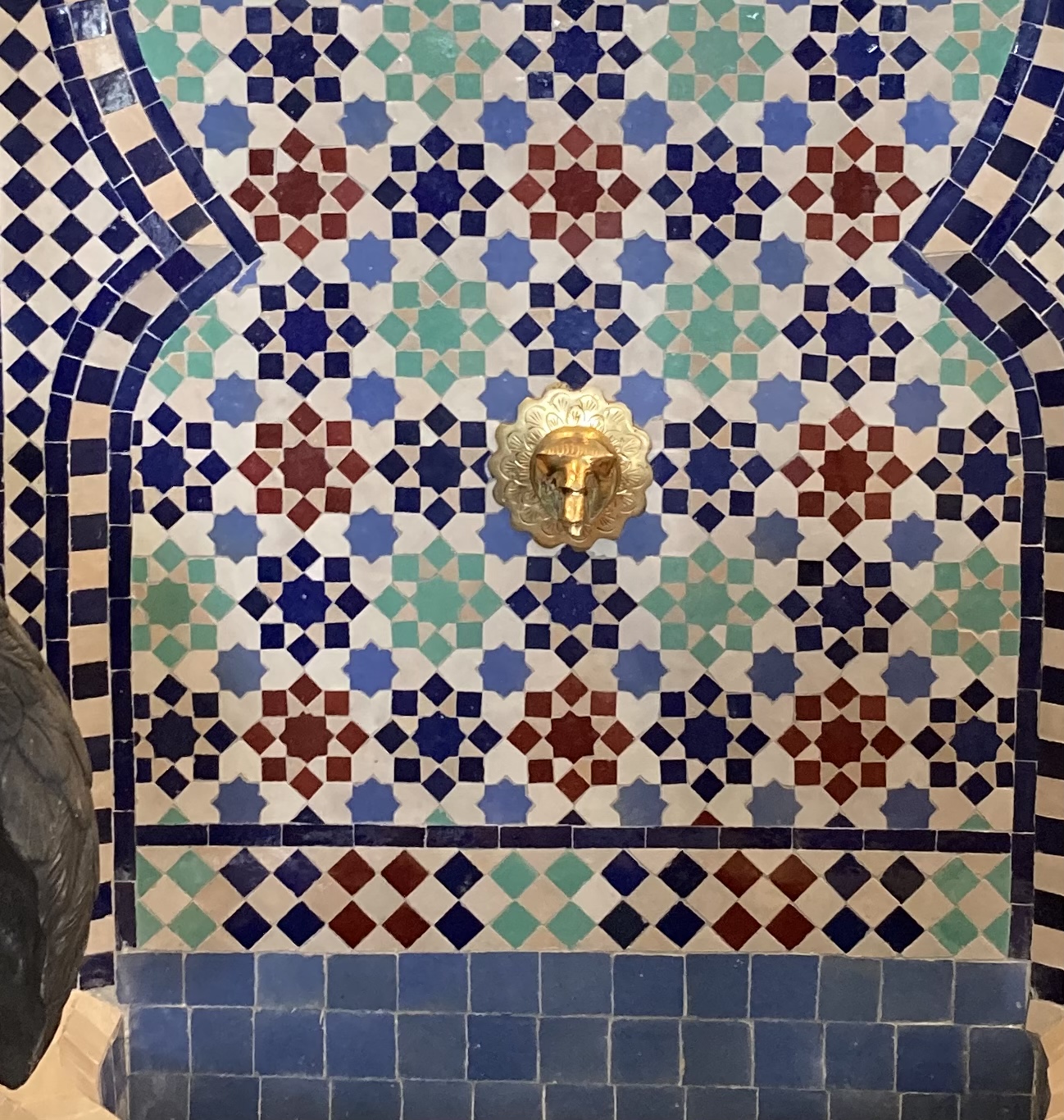 Moroccan Mosaic Tile Wall Fountain