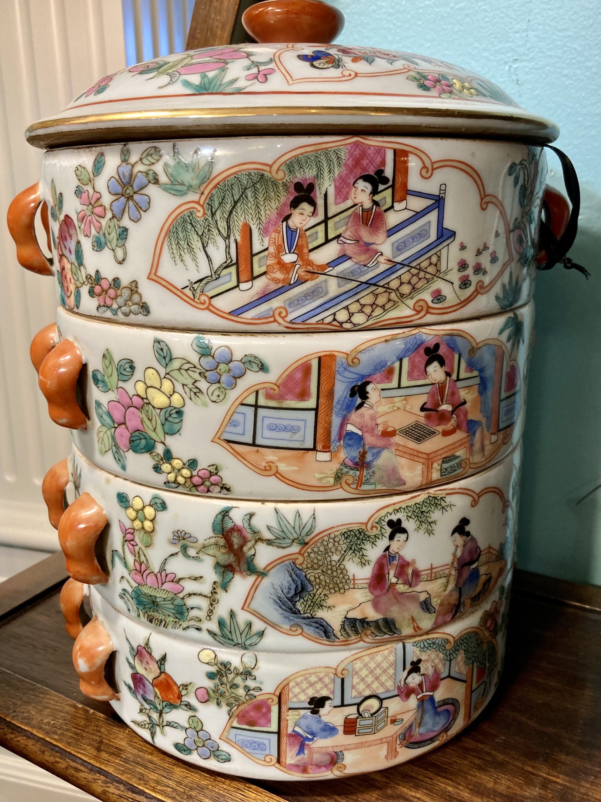 Vintage Polychrome Chinese Porcelain Lunchbox