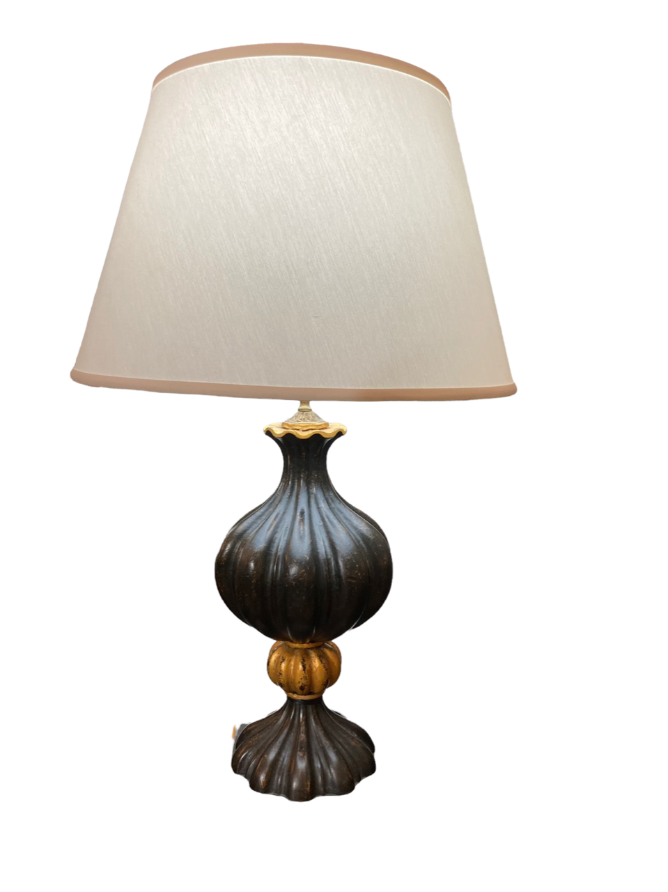Black and Gold Wooden Urn Lamp