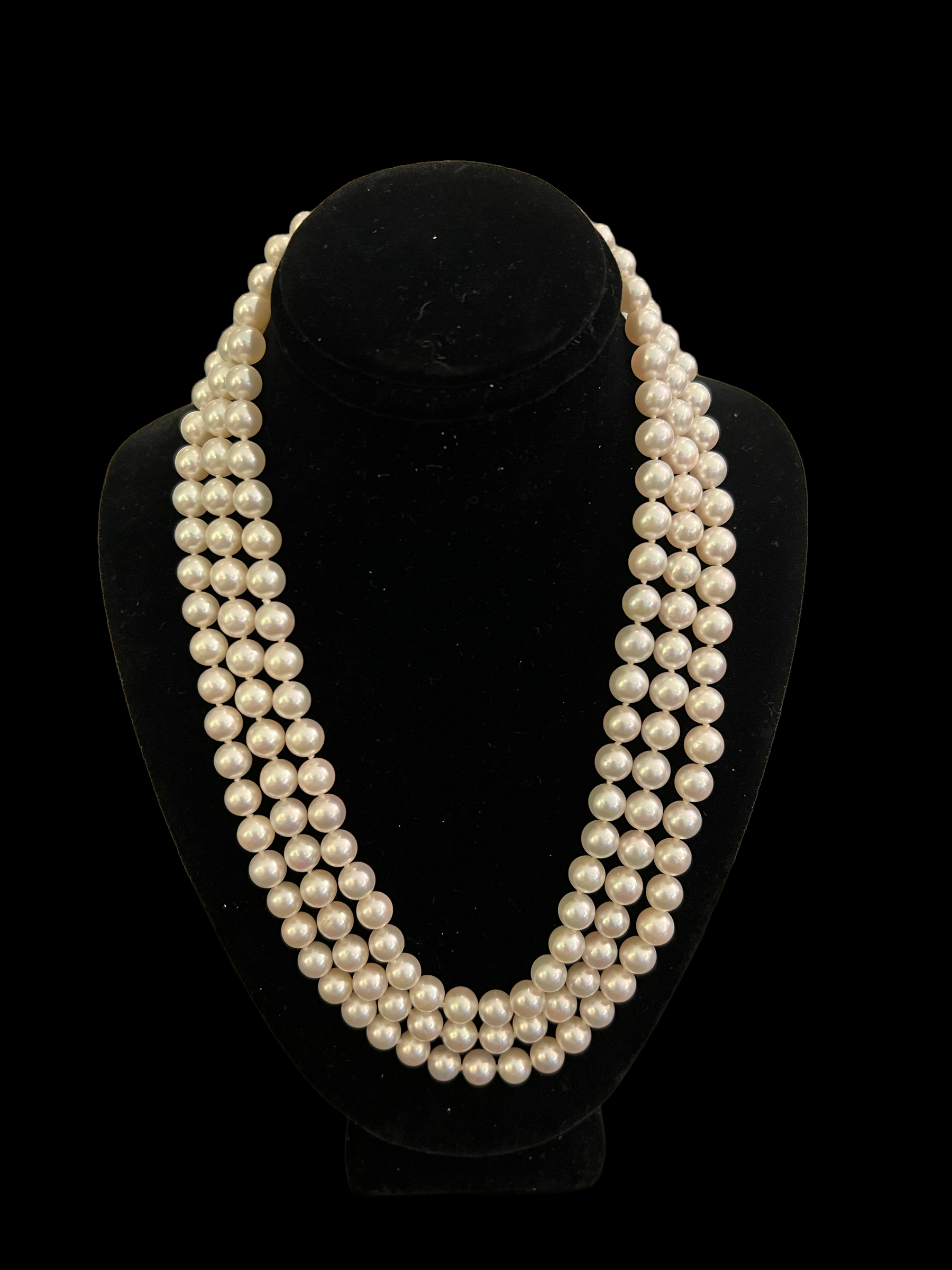Triple Strand White Pearls Mabe Clasp