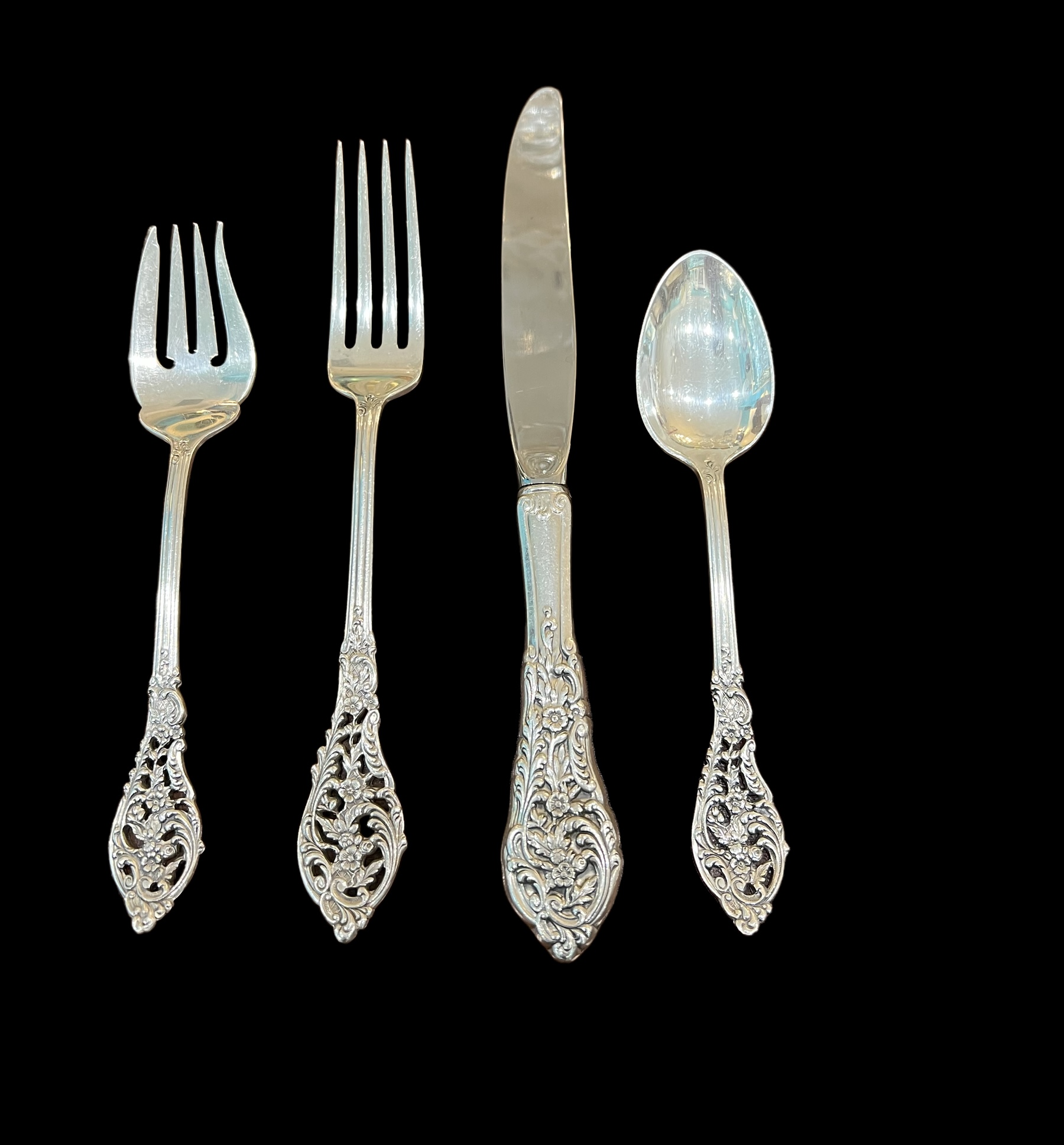 Reed and Barton Florentine Lace Sterling Flatware Set