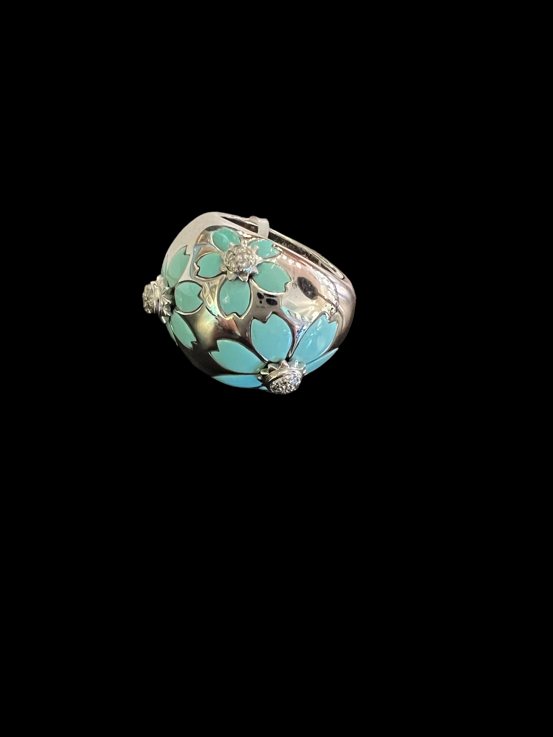 Inlaid Turquoise White Gold Flower Ring