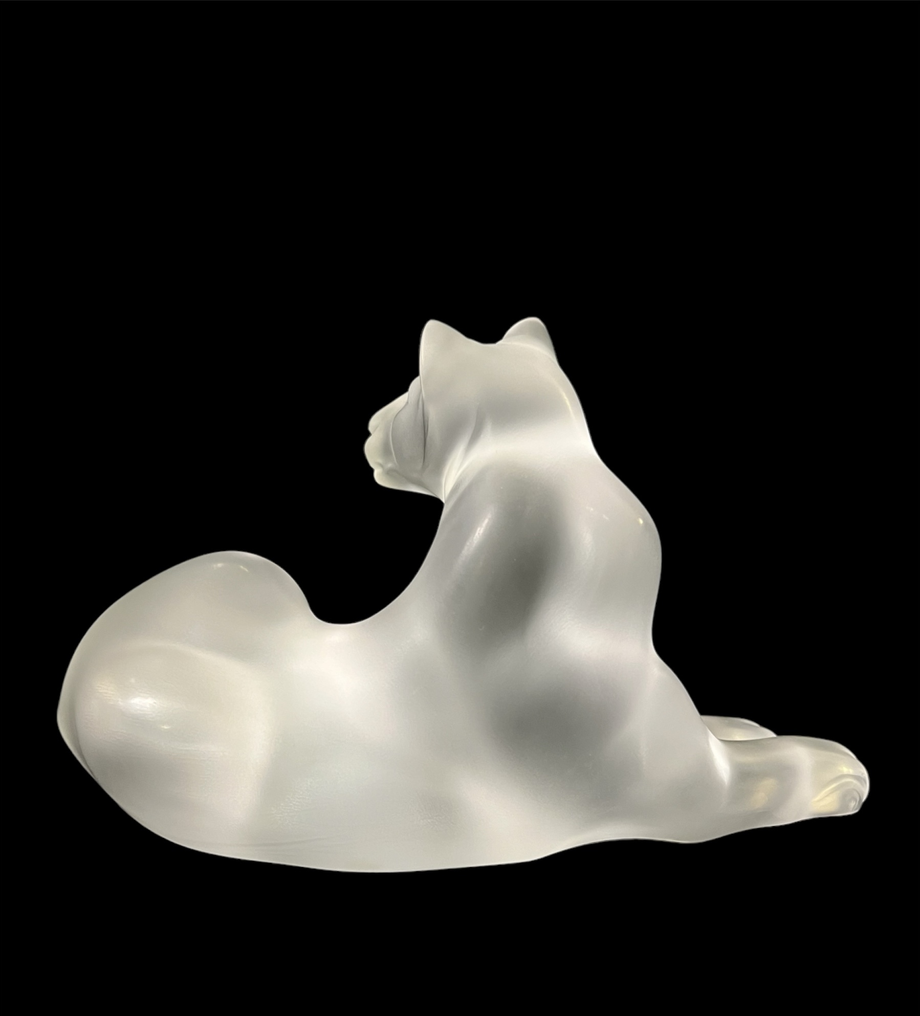 Lalique Crystal Retired Simba Lioness