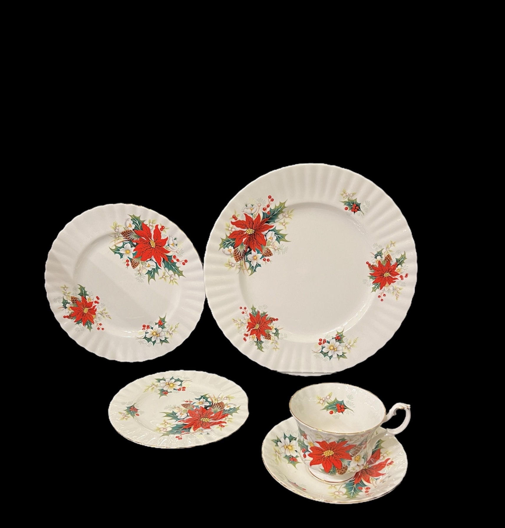 Royal Albert Pointsettia Dinnerware