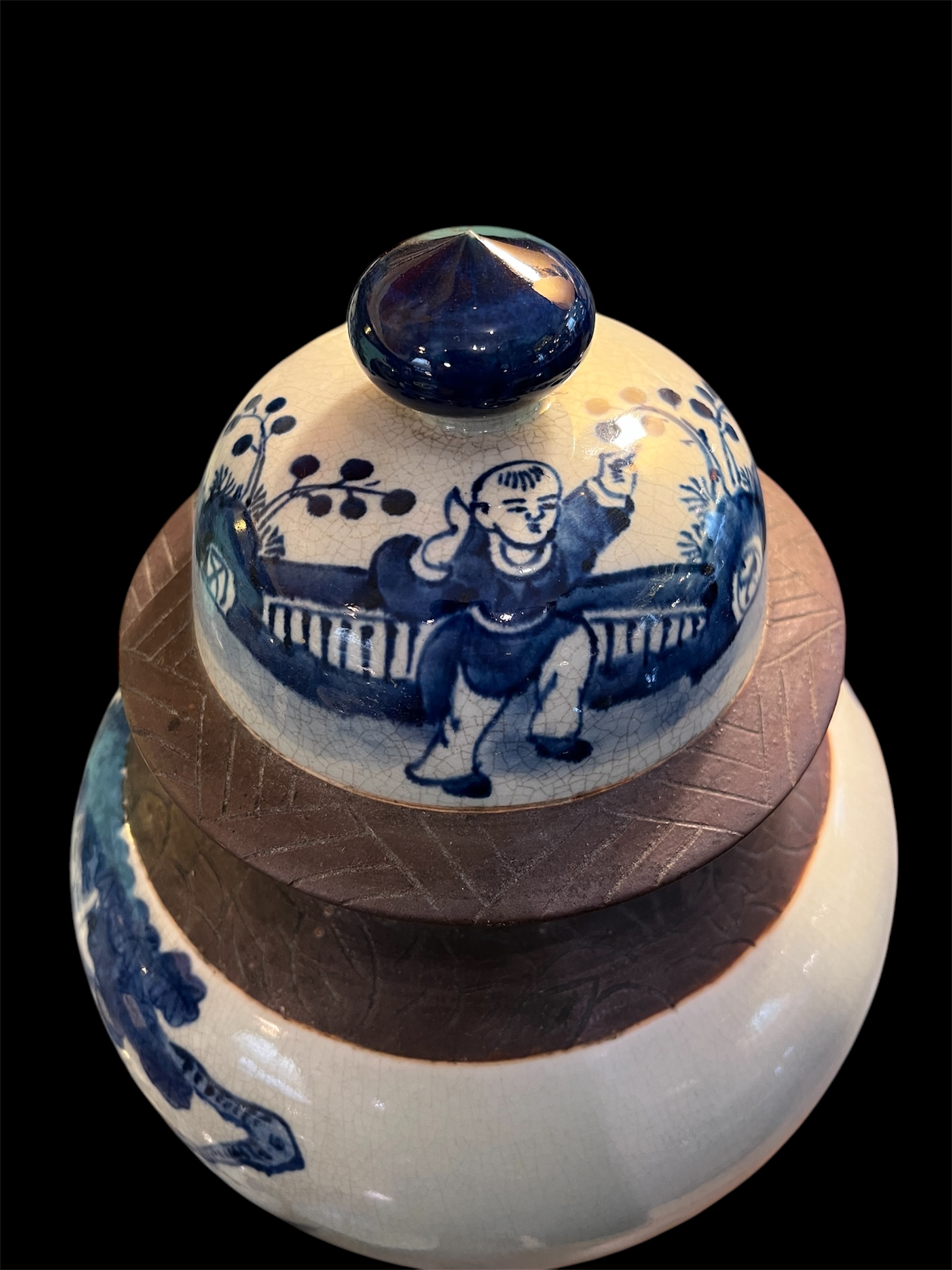 Chinese Temple Jar Accented Blue White