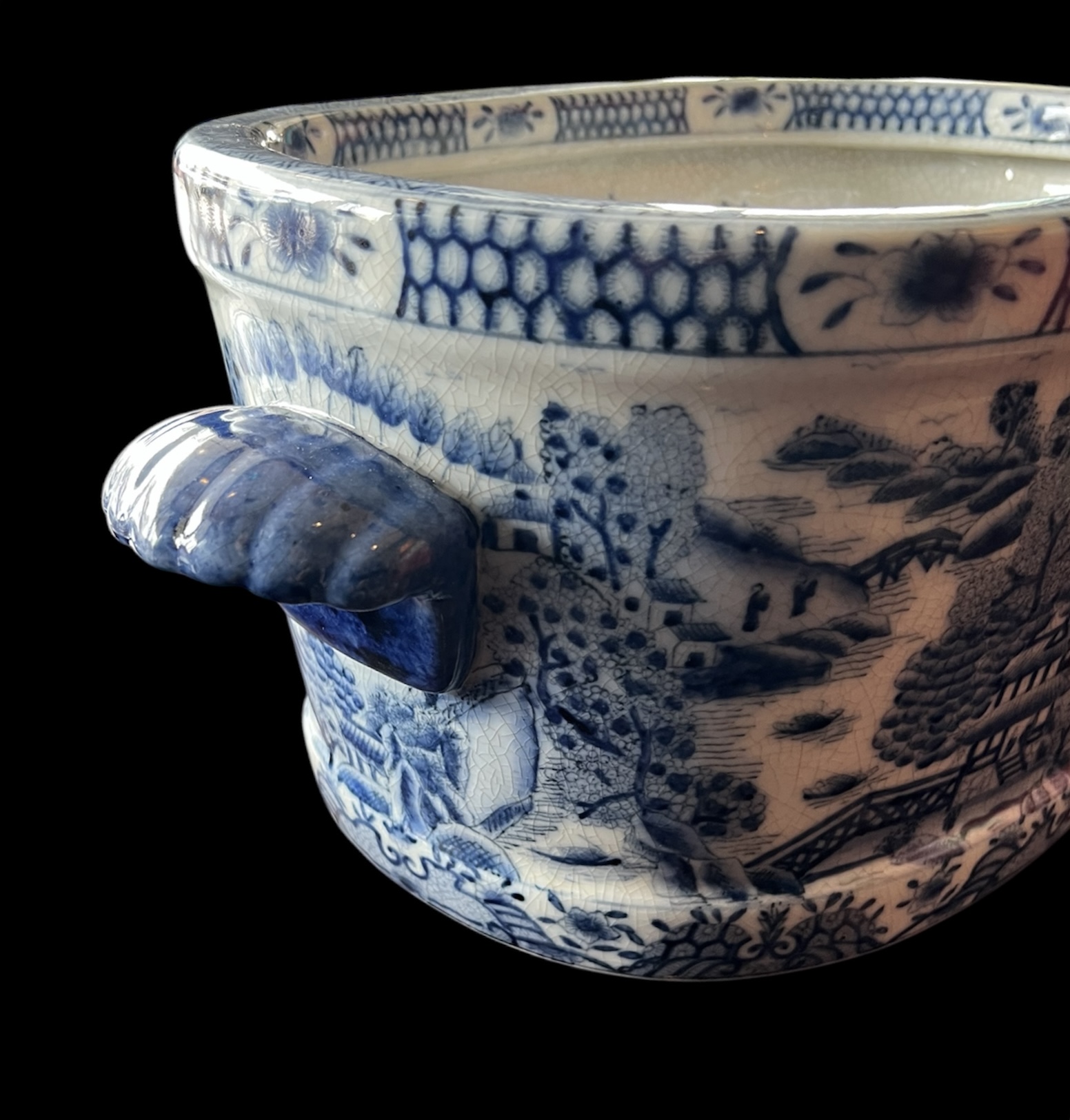 Chinese Blue White Oval Cachepot