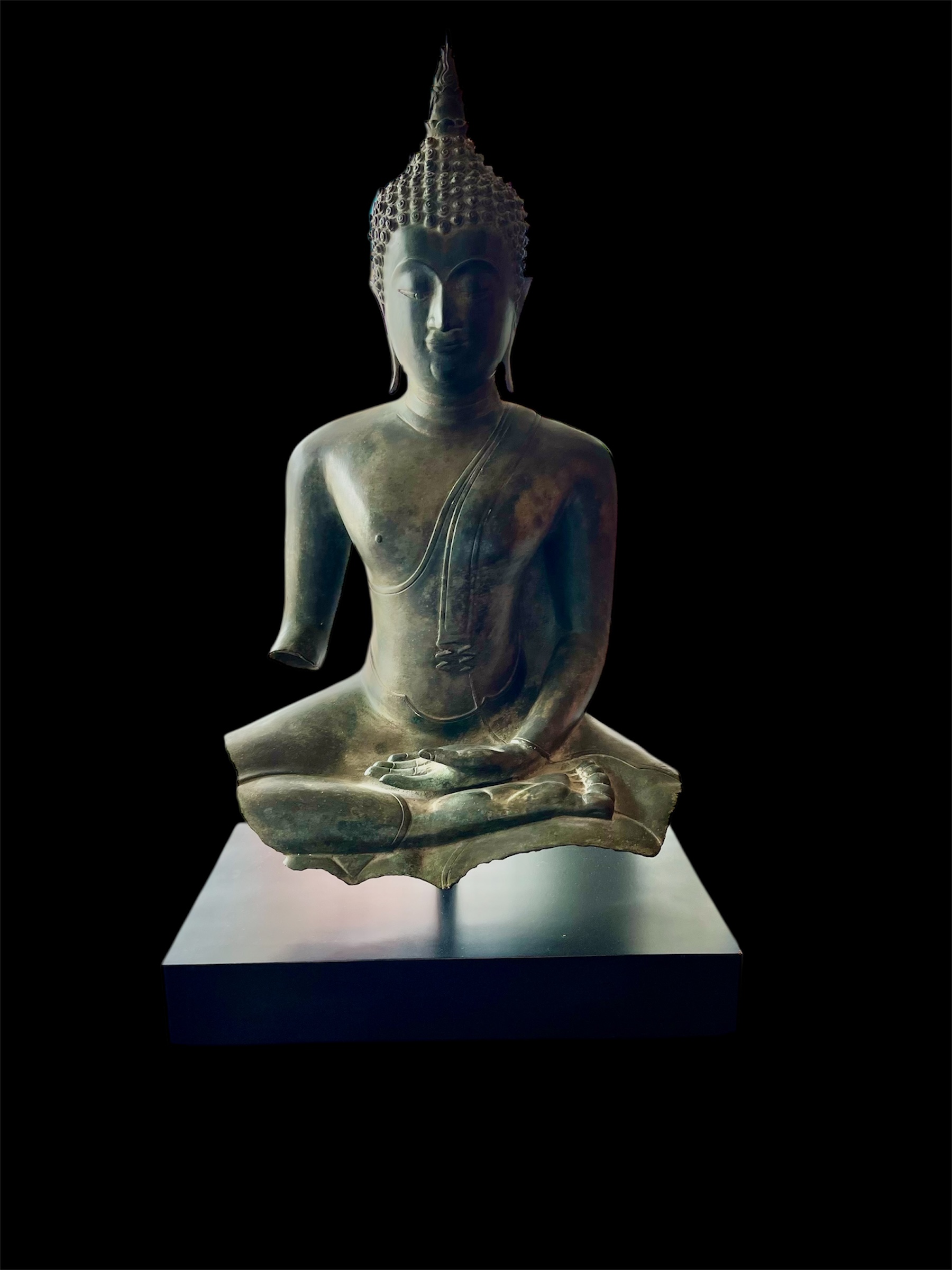 Vintage Bronze Seated Buddha