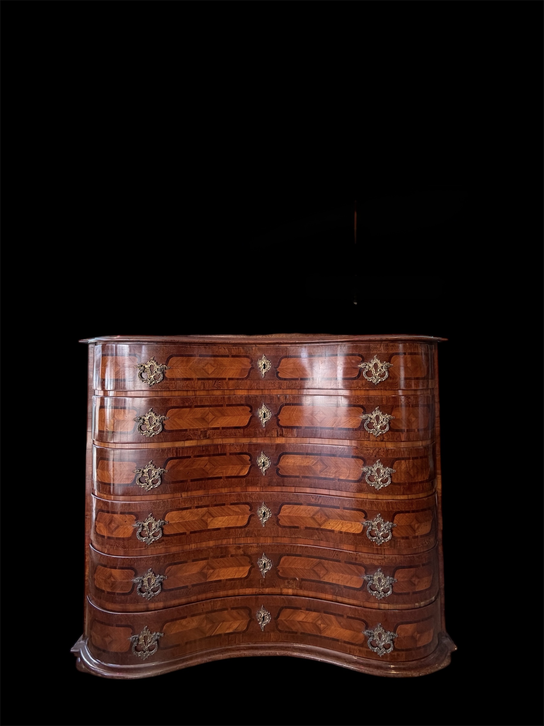 Baroque Large Serpentine Commode