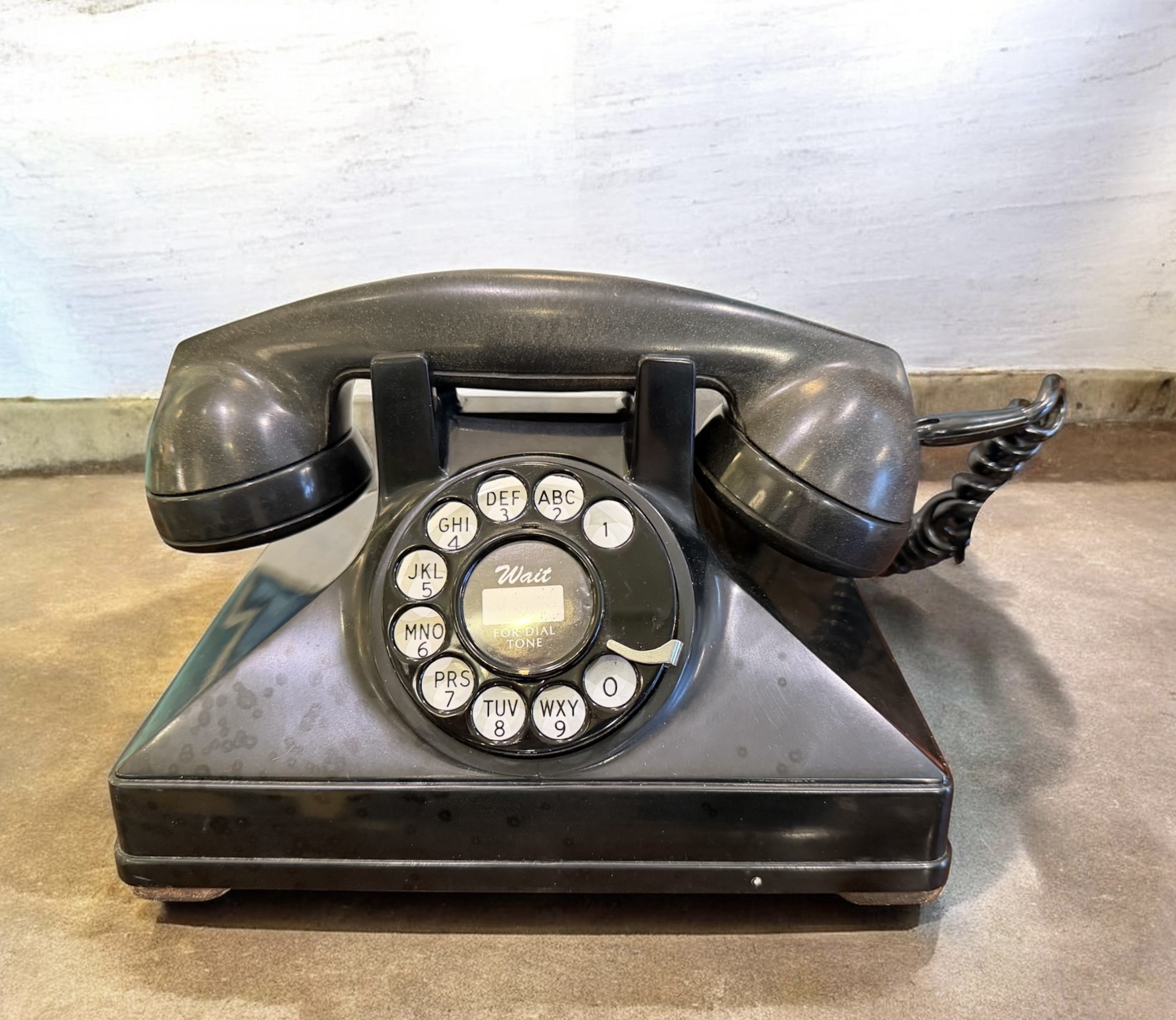 1930’s Black Pyramid Telephone