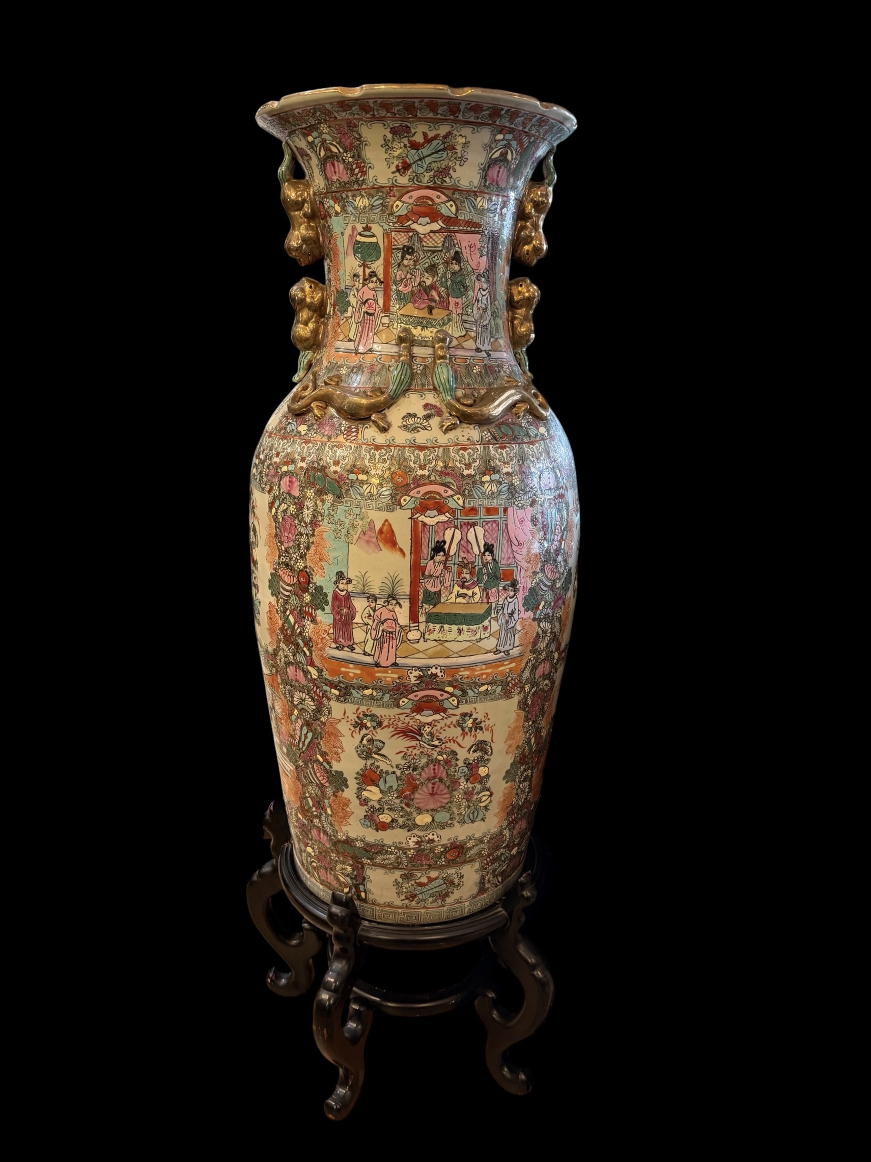 Vintage Chinese Rose Medallion Floor Vase